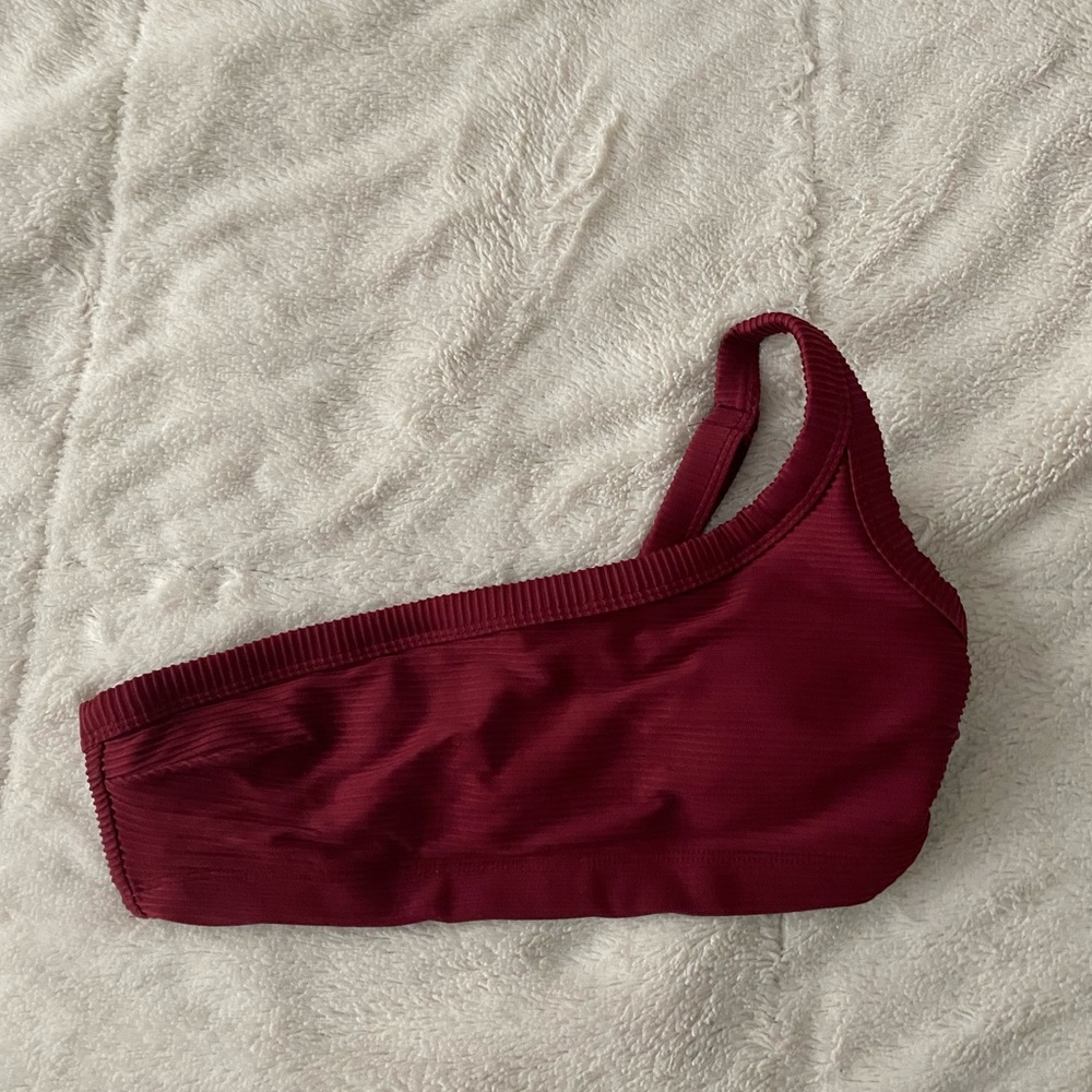 One strap bathing suit top in maroon